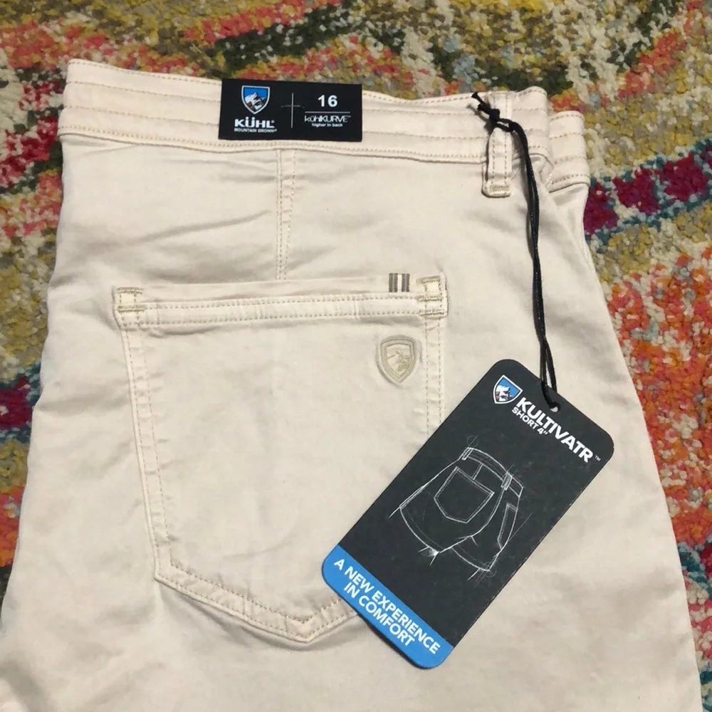Kuhl W’s Kultivatr short 4” inseam - Picture 2 of 3
